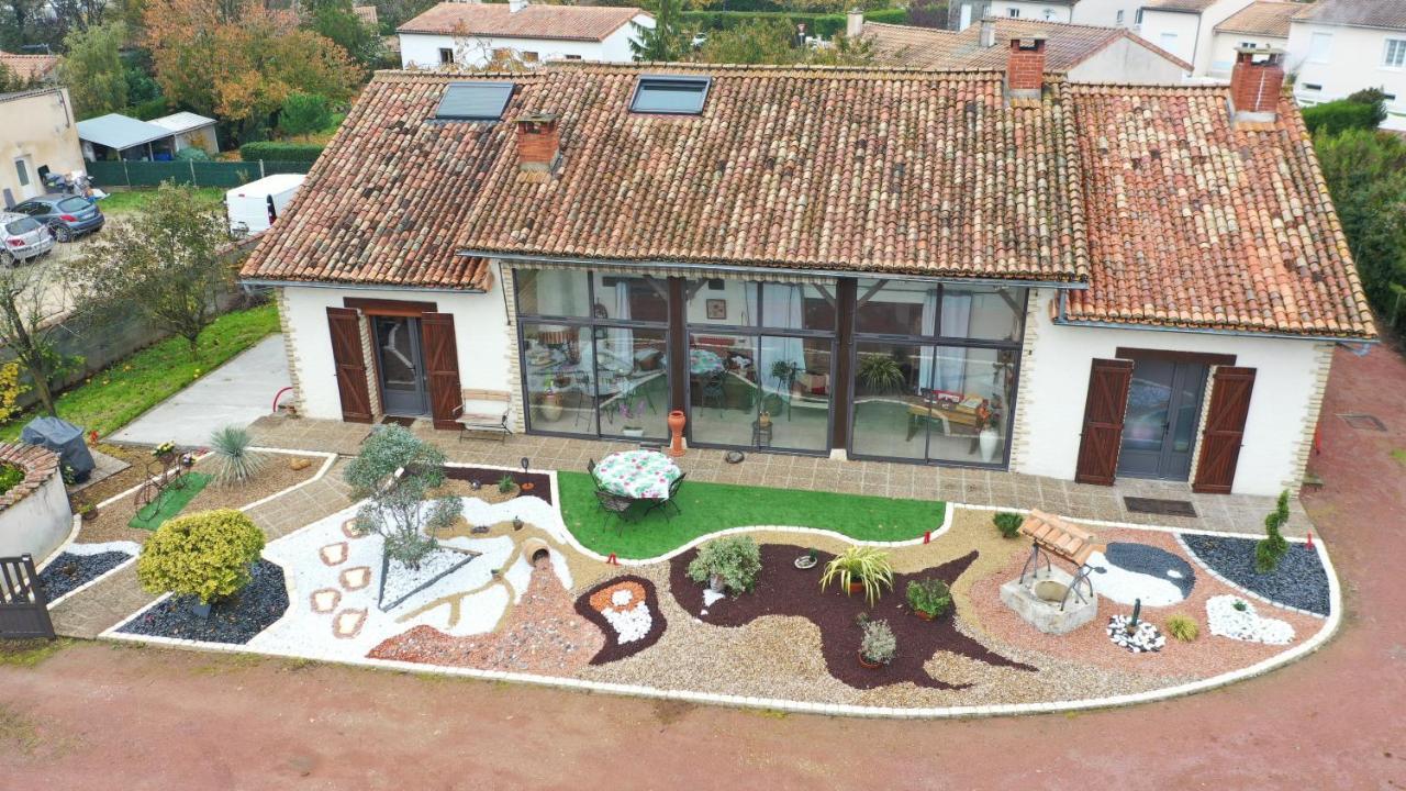 Au Gue Du Bois Bed & Breakfast Neuville-de-Poitou Ngoại thất bức ảnh