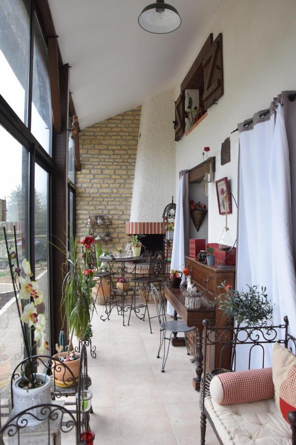 Au Gue Du Bois Bed & Breakfast Neuville-de-Poitou Ngoại thất bức ảnh